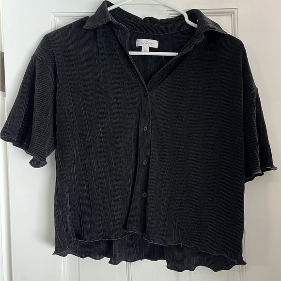 Colsie Ribbed Black Button-Up Shirt - Picture 3 of 4